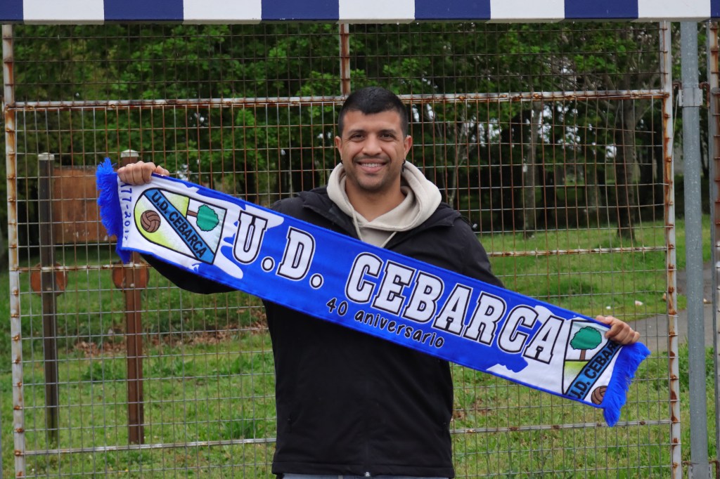 “De Venezuela a Cerdido: la historia de Ricardo Andrés en el mundo del fútbol y fútbol&nbsp;sala».