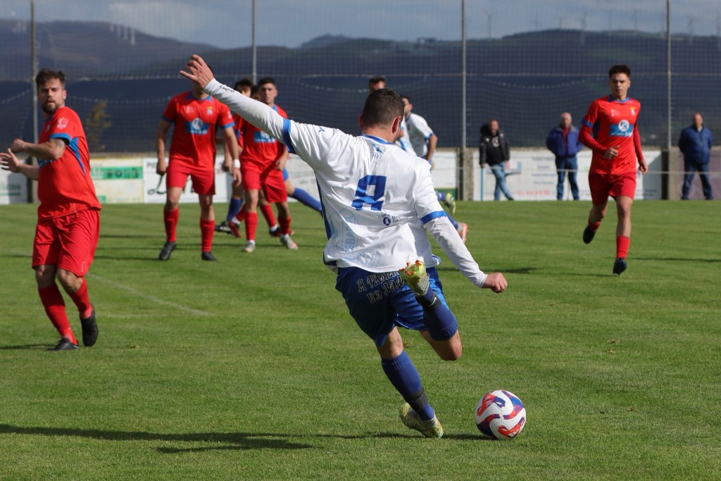 Recta Final: “O Cebarca Loita por un Peche Digno nunha Tempada de Altos e&nbsp;Baixos»